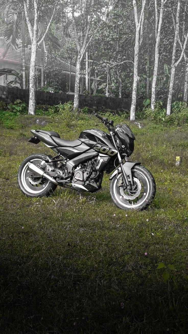 ns 200 pulsar wallpaper 15