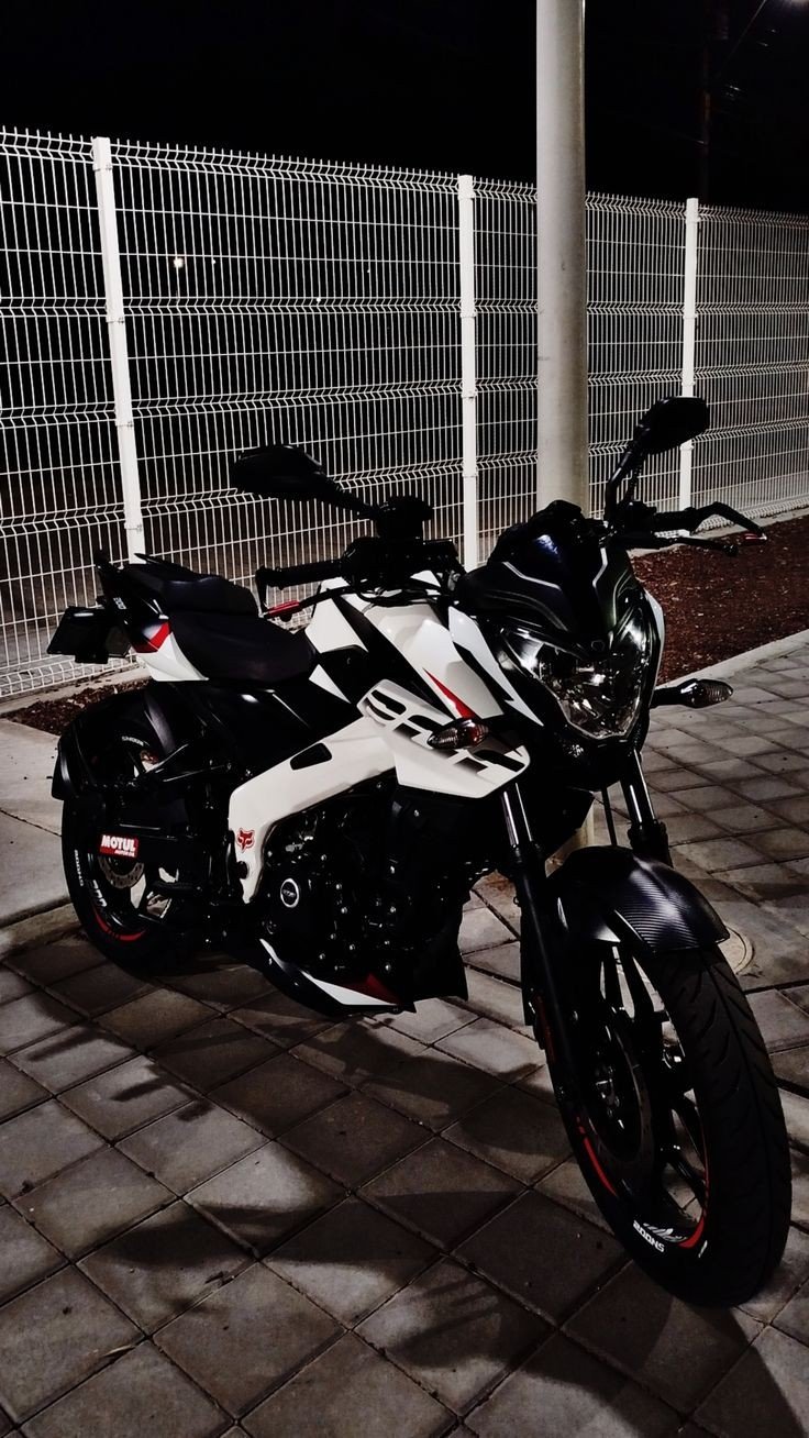 ns 200 pulsar wallpaper 18