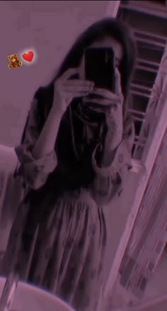 Stylish girl pic hiding face (3)