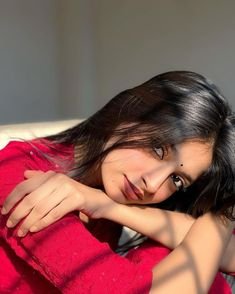 hidden face girl pic for instagram (15)