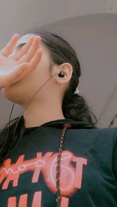 hide face girl pic (18)